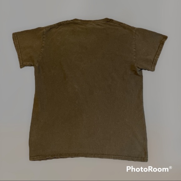 Gildan black T shirt with evil skies and roses on the front size S - Picture 2 of 4